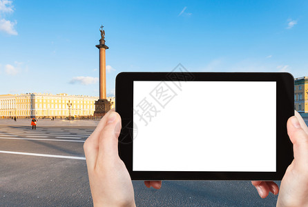 3月圣彼得堡市宫广场与亚历山大列的广场旅游照片图片