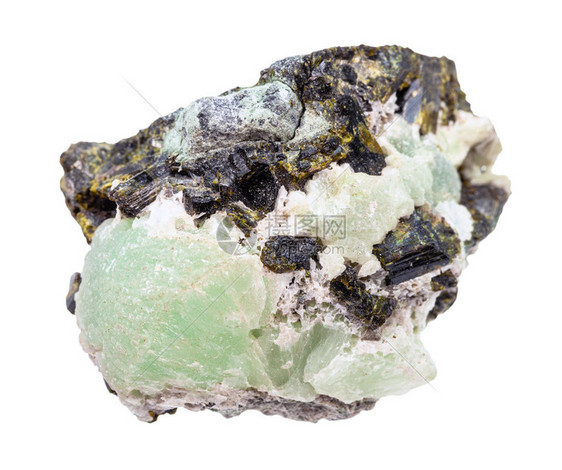 地质采集的自然矿物样本封闭式抽白底绝缘的Epidote晶体中的粗百白岩石图片