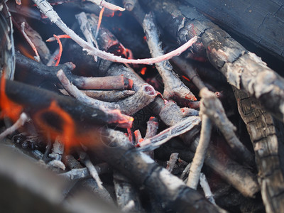 火狱中的和柴图片素材