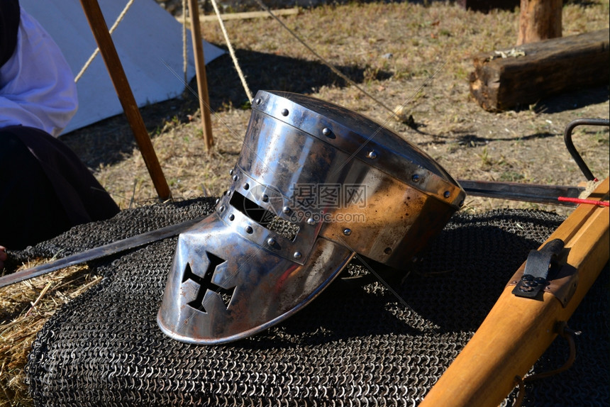 道具中世纪金属头盔护甲战士部防历史图片