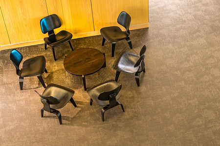 现代的为了办公室坐谈话和休息的扶轮椅适合背景图像使用放松背景图片