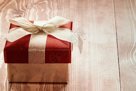 圣诞季的礼物盒背景图片