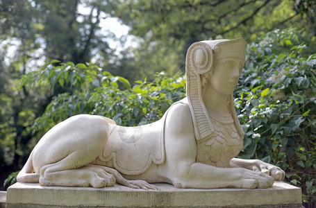 斯芬克雕像在阿沙芬堡附近的Schoenbusch公园女士上市艺术图片