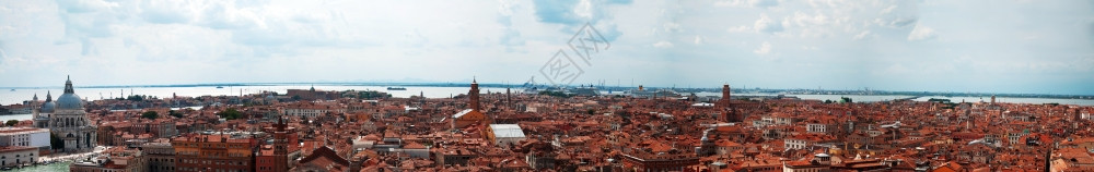 正方形历史一般的景色看得远长Venice城市全景图片