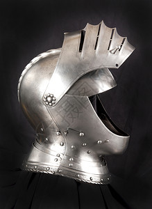 盔甲文化中世纪骑士的铁头盔非常重的饰背景图片