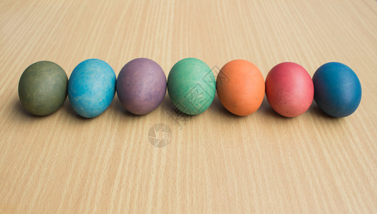 复活节伊斯特鸡蛋多彩的复活节周一假期庆典图片