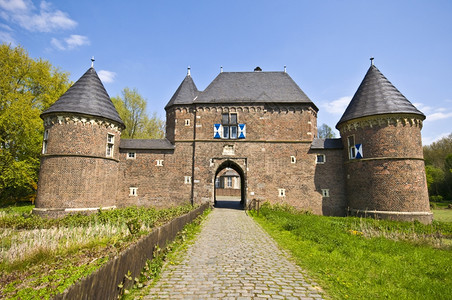 阳光明媚的日子里奥伯豪森的冯德恩城堡建造奥斯特费尔德建筑学图片