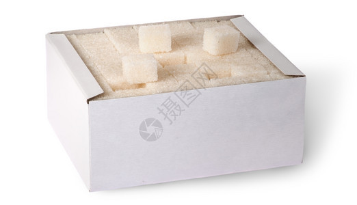 在白色背景上孤立的盒子顶视图中白糖立方体水晶甜的包裹图片