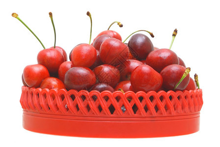 食物成熟盘子白色背景的红盘中甜樱桃水果图片
