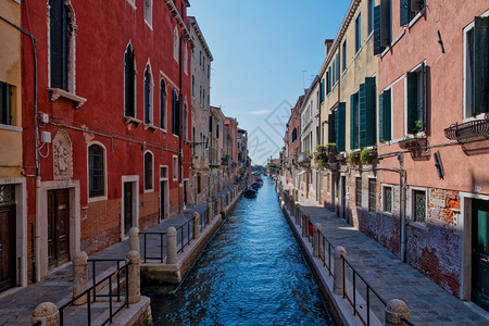 威尼斯运河景象图片