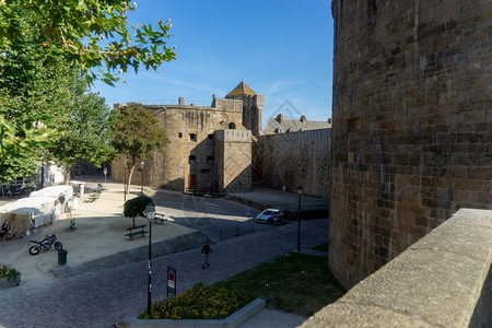 夏天历史旅行布列塔尼游景点历史建筑的图图片