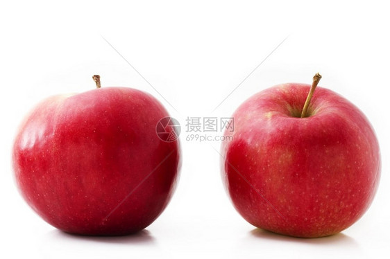品尝2个红苹果两在白色背景上隔离的红苹果饮食新鲜图片
