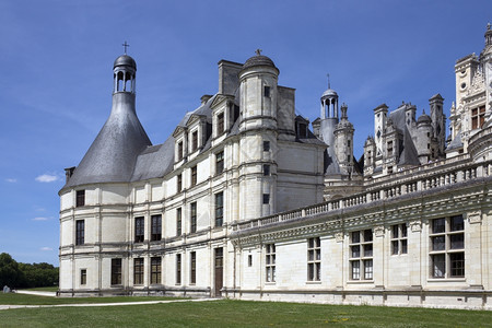 艾伦地标ChateaudeChambord卢瓦尔河谷法国Chateau位于法国卢瓦尔河谷拥有40间客房的城堡始建于159年是卢瓦图片