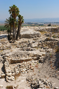 圣经中提及的Megiddo山丘早期青铜时代的定居点残留物年龄废墟遗迹图片