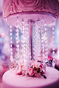 粉色婚礼水晶装饰图片