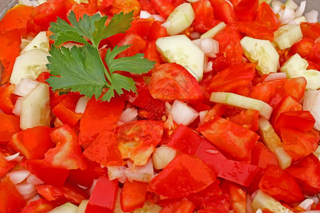 新鲜混合红白沙拉有机的辣椒营养图片