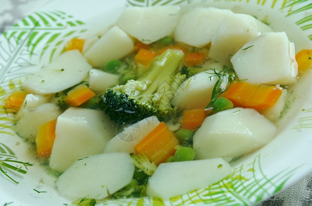 胡萝卜红色的土豆Zupajarzynowa波兰蔬菜汤图片
