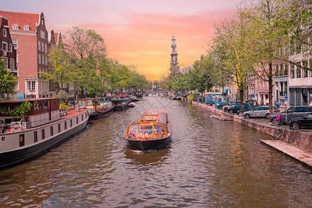 城市运输船荷兰阿姆斯特丹市风景Prinsengracht和Westerkerk图片