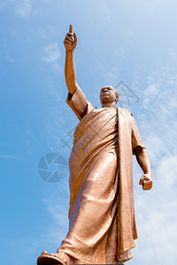 泛非主义之父加纳前总统克瓦梅恩库鲁马的雕像克玛平底锅贝拉丘图片