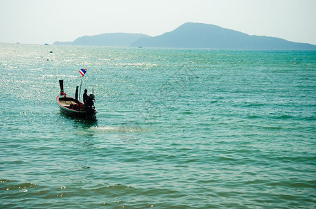 美丽的海边风景图片