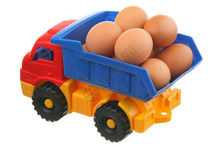 黑暗的黄色鸡蛋和卡车一种背景图片