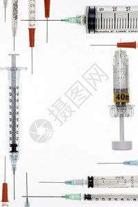 接种医疗选择注射器和皮下针头添加文字的空间医生药用图片