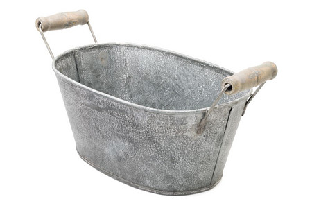 古旧陈老生锈的锌涂层洗碗盆在白色背景上隔绝过时的优质金属图片