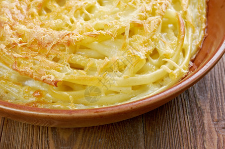 芝士提姆巴莱法国意大利面糊加奶油酱和酪食物煮熟的音色图片