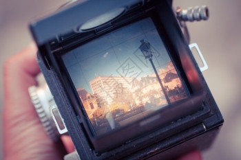 镜片用模拟胶制作的古老照相机美丽设计目照片图片