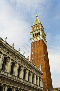 旅行钟楼结石意大利威尼斯圣马可BasilicadeSanMarco的钟塔或露营图片