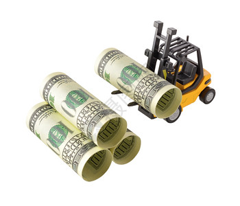 孤立的物体金融概念黄色叉车堆积在一百元钞票上滚成管子白底隔绝于世管道贮存账单图片