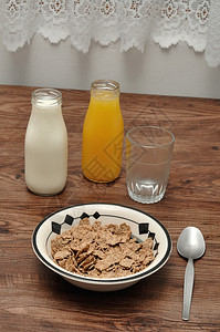 早餐燕麦牛奶果汁图片