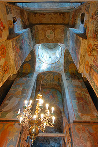蓝色的尼姑庵白俄罗斯波洛茨克救世主和圣埃夫弗罗辛尼加修女会神圣穿透教堂的内部细节天空图片