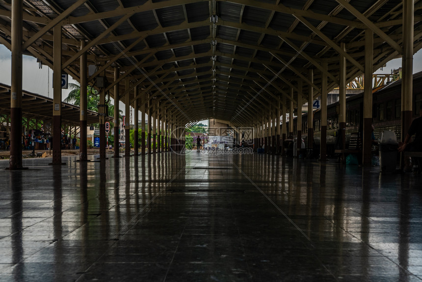 君泰国曼谷的主要火车站是曼谷铁路站火车站火车站周围或HuaLamphong车站华灯中央南蓬图片
