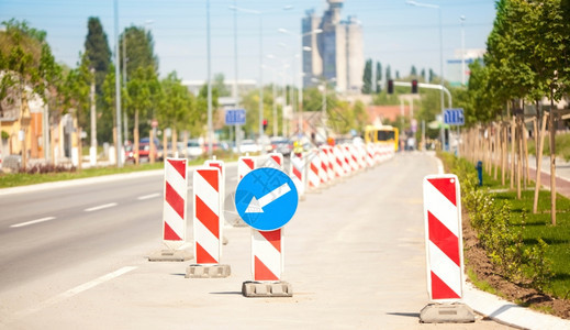 公路建筑系列行业危险卡车图片