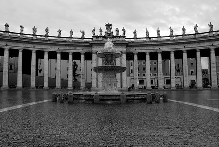柱廊梵蒂冈城圣彼得斯柯广场的喷泉和乡镇欧洲雕像图片