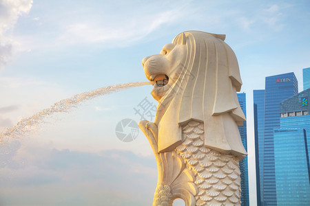 区天空SINGAPORE10月27日18年月27日在新加坡关闭Merlion目的地图片