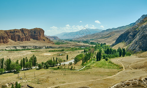 中央路克默伦峡谷Kekemeren纳伦地区吉尔斯坦天山脉中亚图片