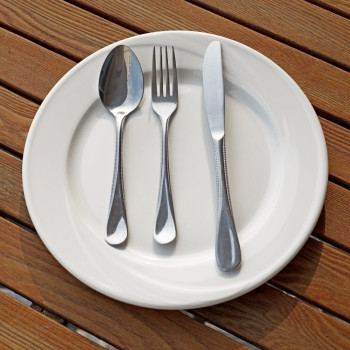 桌布白板空的叉子和刀勺吃图片