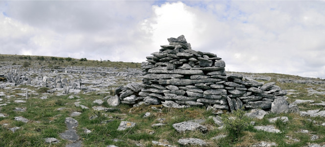 Burren是爱尔兰Dolmen州Clare西北县的喀斯特地貌景观区爱尔兰人克莱神秘图片
