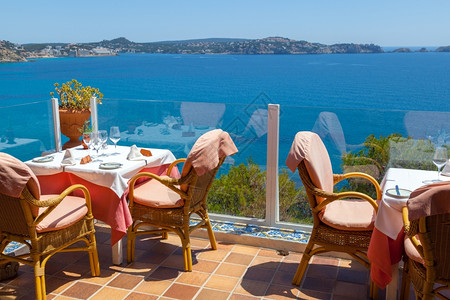 放松屋西班牙Majorca有海洋观点的餐馆小酒图片