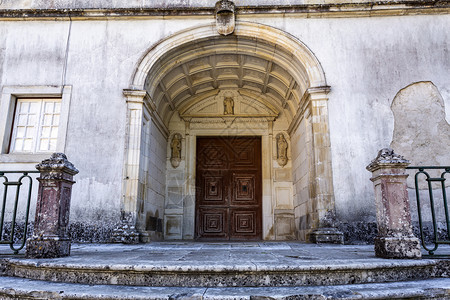 葡萄牙科英布拉Lorvao的圣玛丽修道院大楼主入口详情住宅雕像洛尔沃图片
