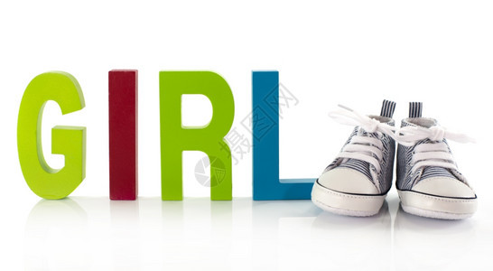 随意的祝贺可爱带字母女孩婴儿鞋图片