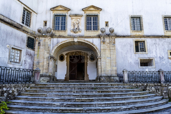 利基市场巅峰雕像圣玛丽修道院主要入口港1630年7世纪以巴罗克风格建造葡萄牙科英布拉Lorvao图片