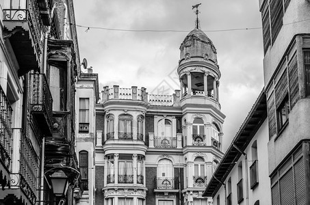 西班牙帕伦亚卡斯蒂利和里昂的城市景观建筑的历史旅游图片