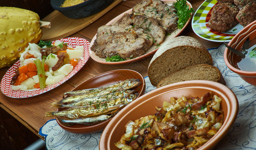 一种放菜肴瑞典自制烹饪传统各类菜盘顶视图图片