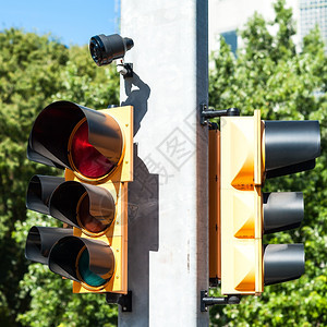 盲人行走道用带蜂鸣器的交通灯运输路十字口图片