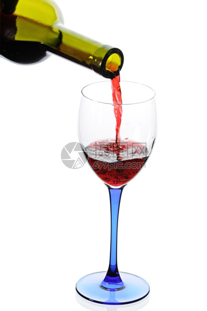 颜色透明红酒杯白背景上孤立的红葡萄酒图片
