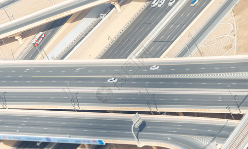路口表示州际公过境空中观察迪拜图片