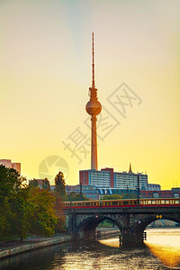柏林德国清晨的城市风景地标河欧洲的图片